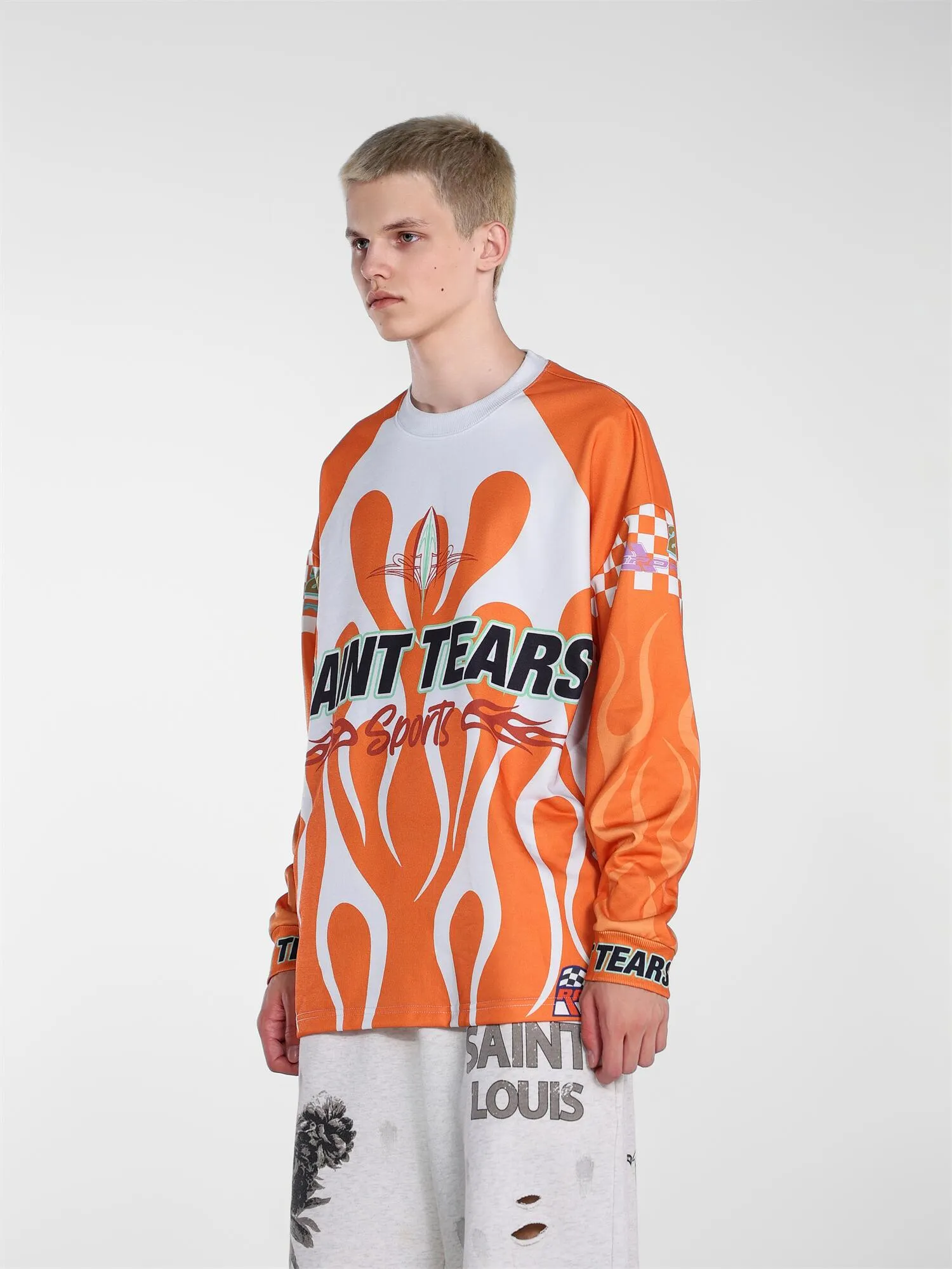 Saint michael tears all-over printed long-sleeved vintage autumn and winter T-shirt Style number: 121 Size: M L XL Wholesale price: 136 Color: black orange